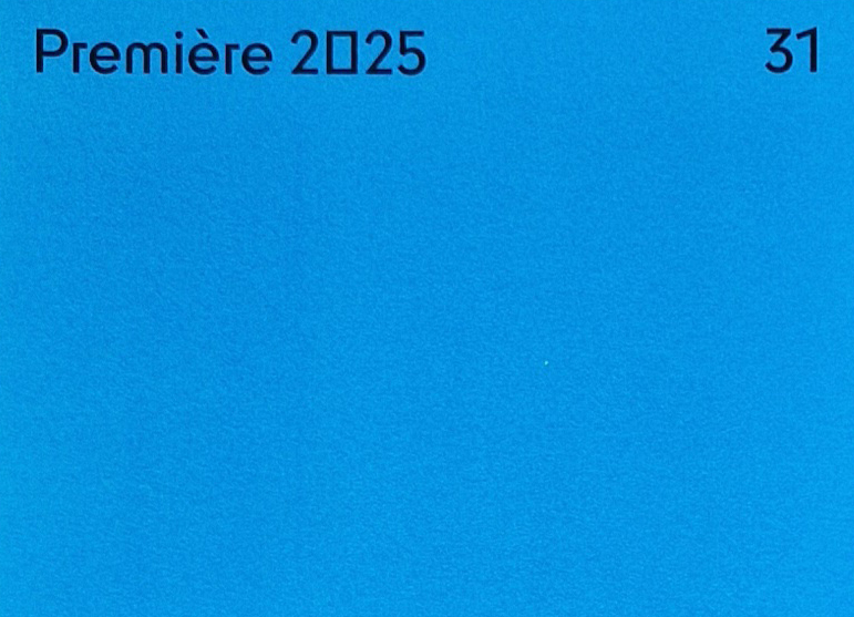 fond bleu et écriture dessus